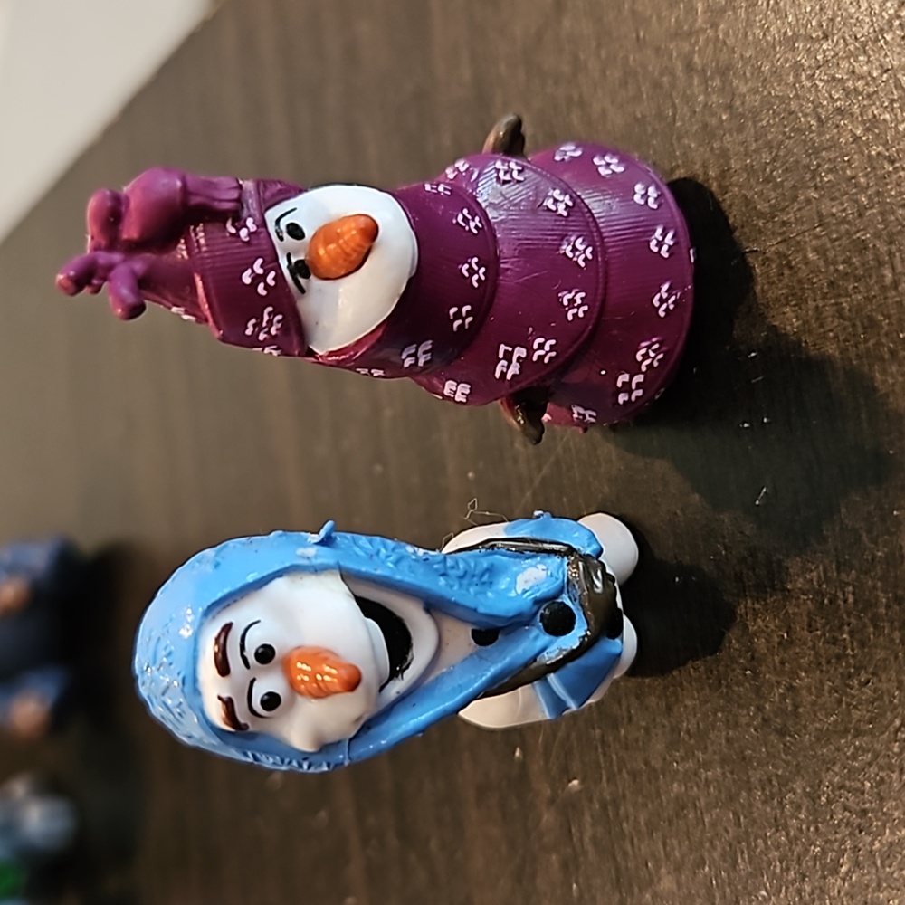 Disney's Frozen Olaf Vinyl Figurines- 2 included